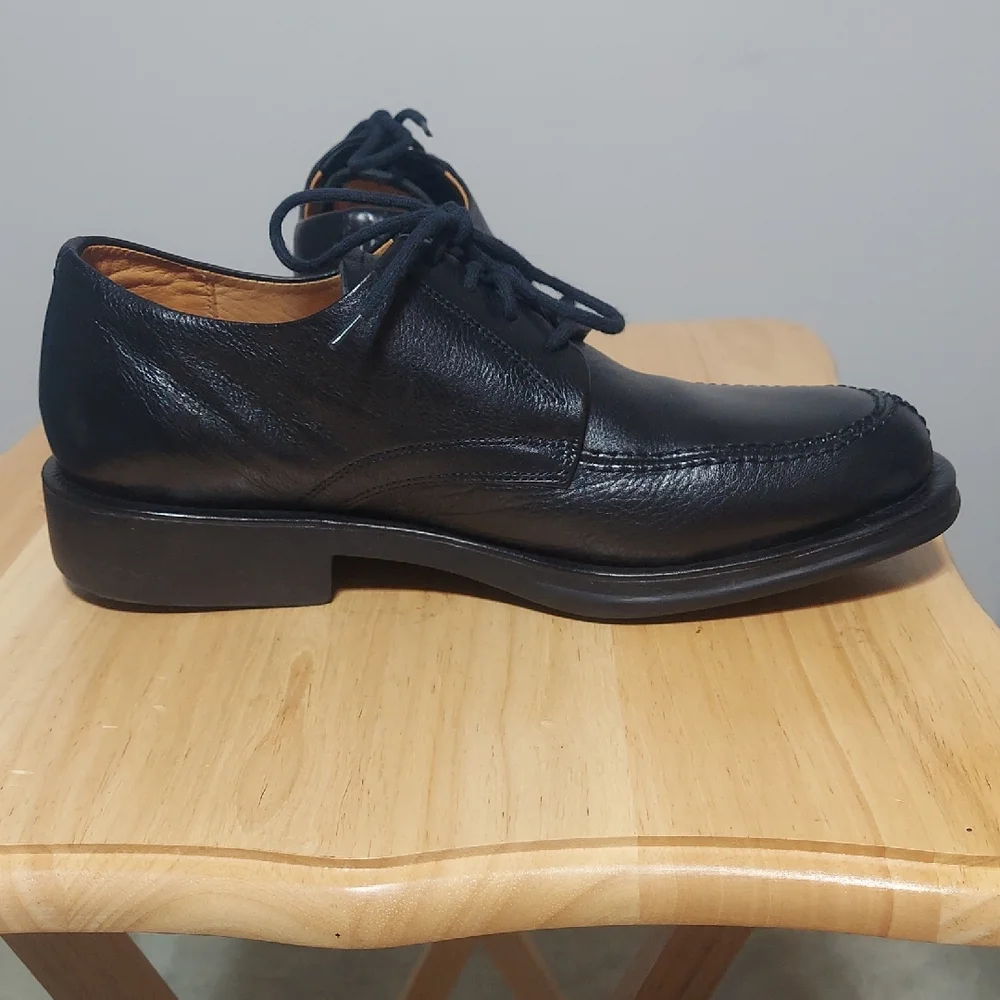 Sandro Moscolini Vineyard Black Leather Oxford Dress Shoes - Men’s Size 9.5 D